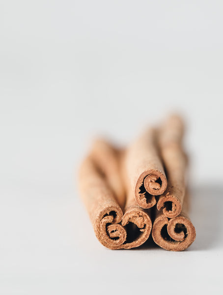 Cinnamon (cinnamomum verum)